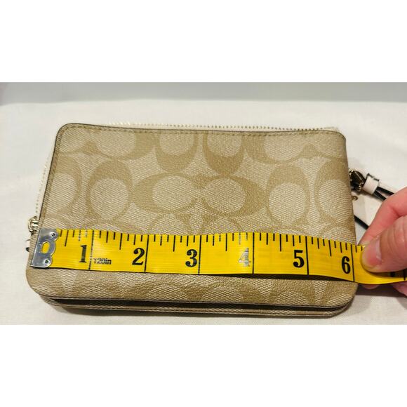 Coach Double Corner Zip Wristlet in Signature Jacquard luxury designer women’s - Picture 8 of 9